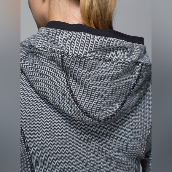 Lululemon Think Fast Hoodie Popover Jacket - Picture 6 of 12